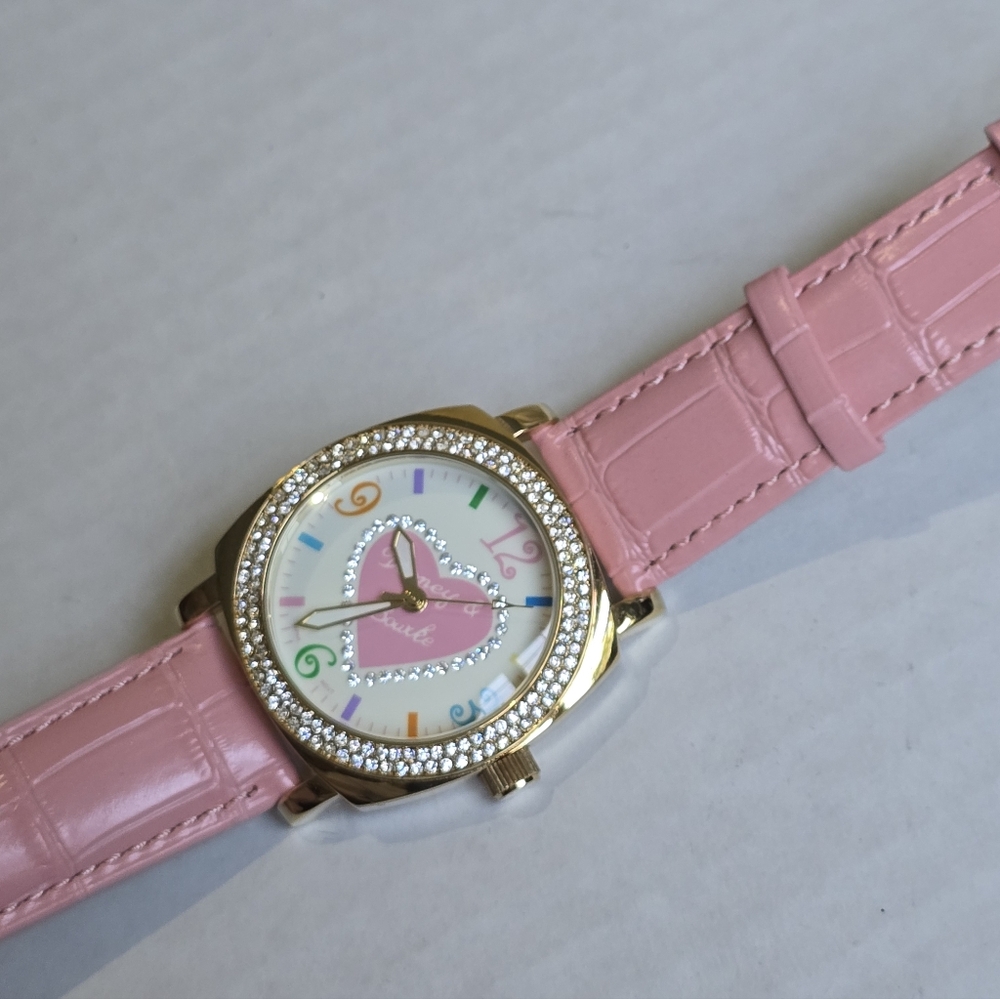 Y2K Dooney & Bourke Hearts Design Rhinestone Bezel Watch Pink Leather Band - Picture 4 of 11